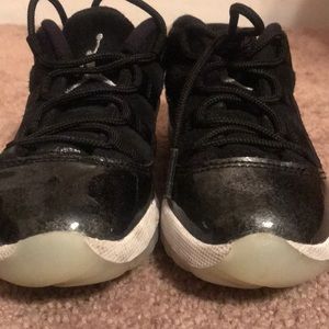 Kids Jordan Retro 11 low black